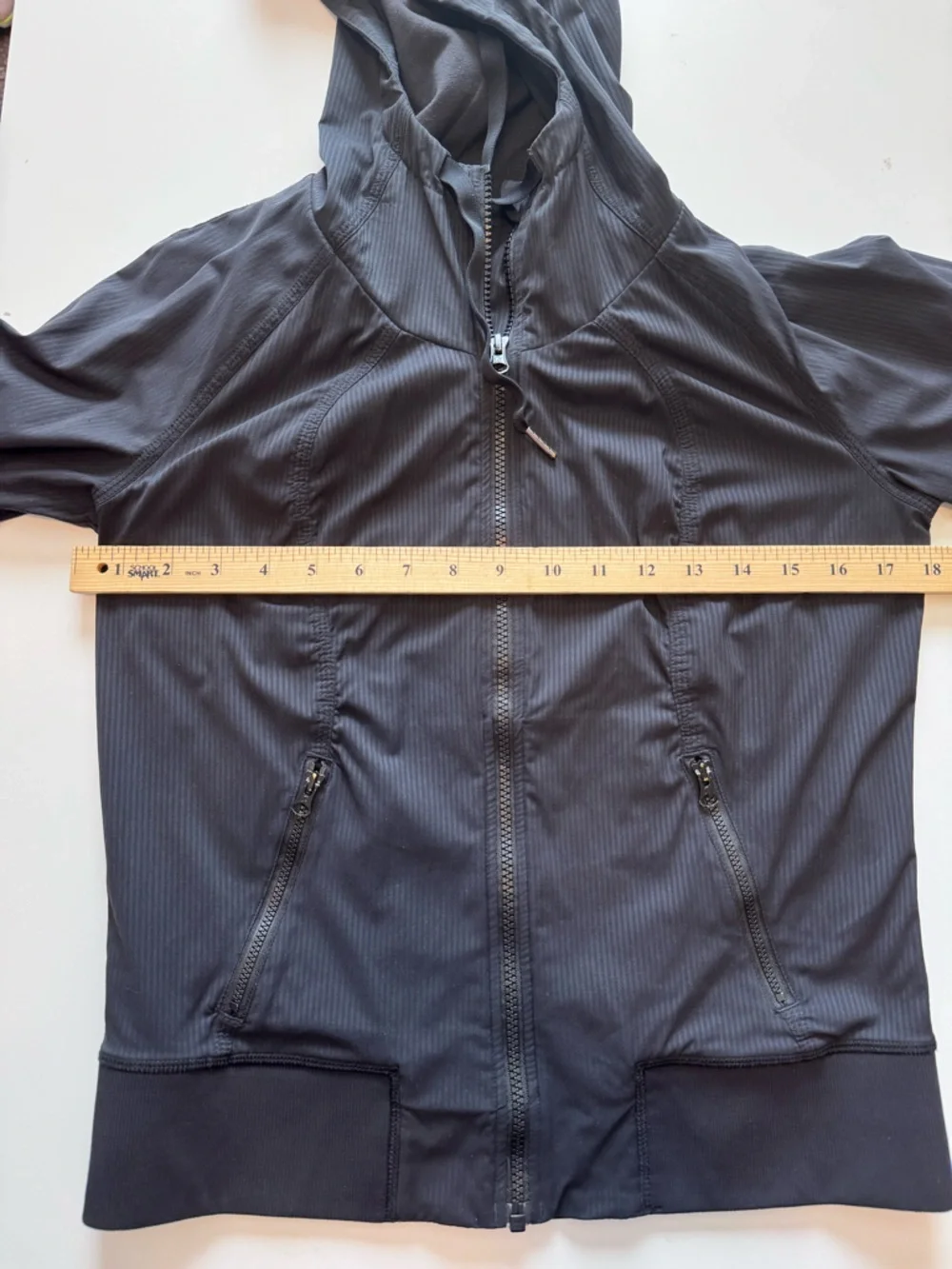 Lululemon Street To Studio Jacket
Black Women’s size 6 - Picture 12 of 12